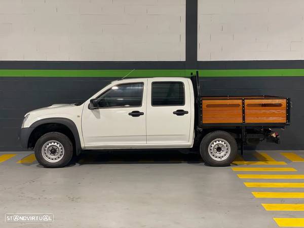 Isuzu D-Max 2.5 4WD 6L - 6