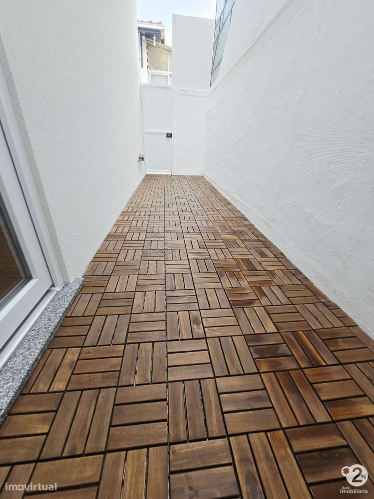 Moradia T0 Duplex totalmente remodelada no Bonfim-15