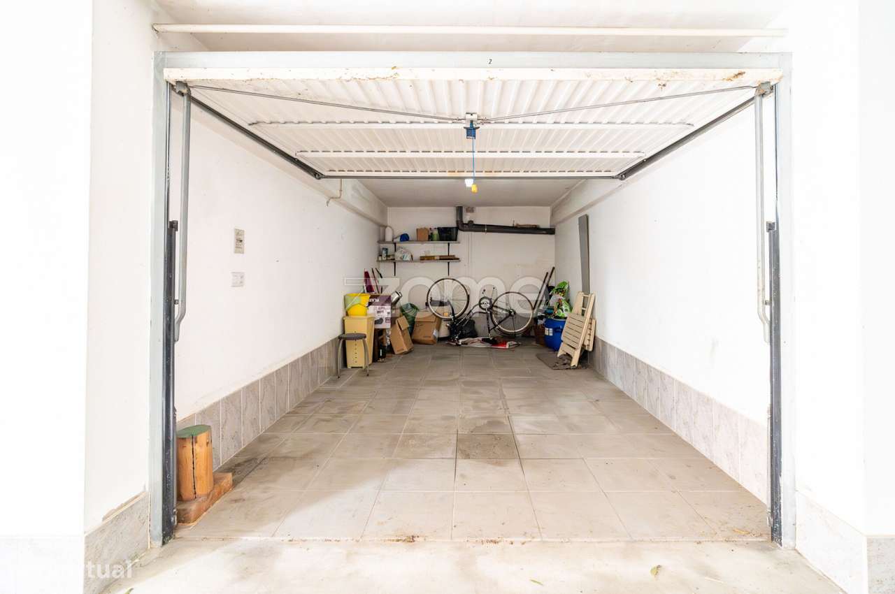Apartamento T3+Garagem e Arrumo-34