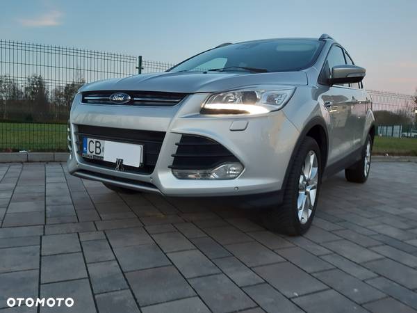 Ford Kuga 2.0 TDCi 4x4 Titanium - 13