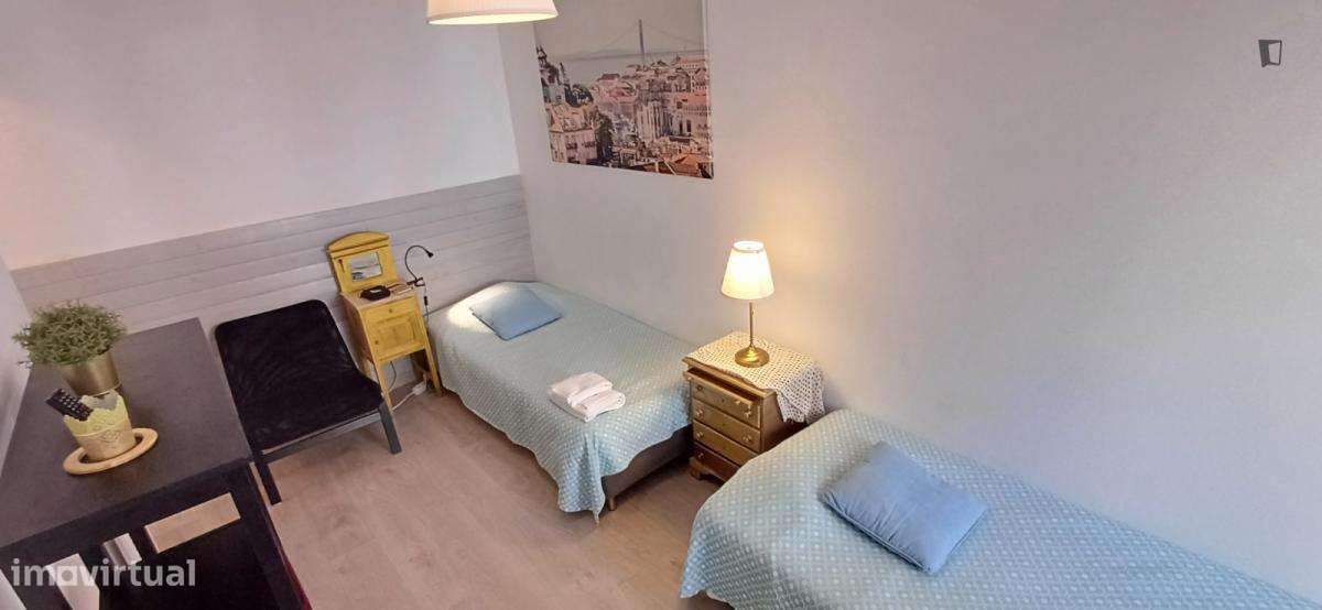 Quarto - localizado em Arroios Lisbon - Grande imagem: 4/10