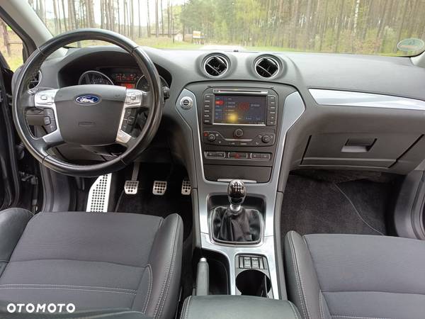 Ford Mondeo Turnier 1.6 EcoBoost Titanium - 20