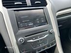 Ford Fusion 2.0 EcoBoost Titanium - 24