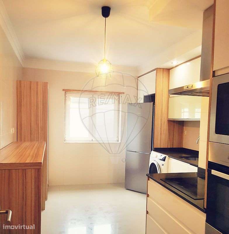 Apartamento T2 para arrendamento - Grande imagem: 4/14