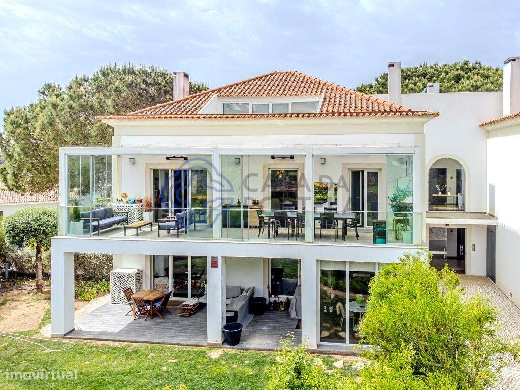Apartamento Duplex T5 De Luxo Com Terraco Piscina E Garagem Estoril