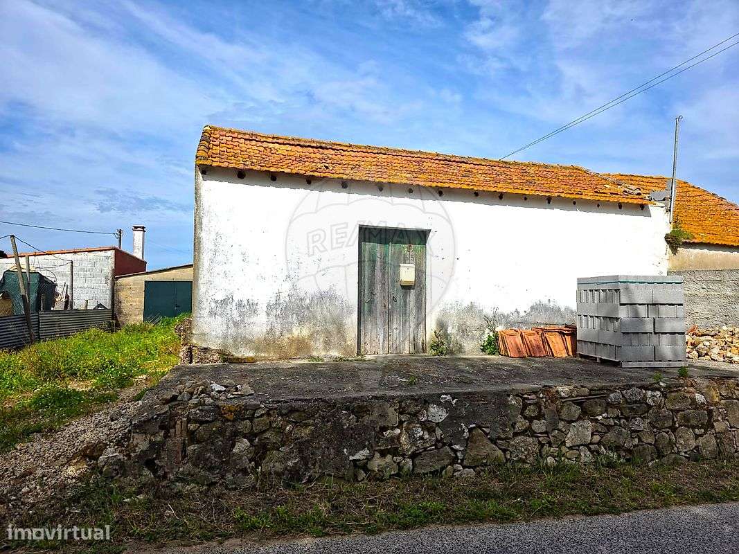 Moradia T2 para venda - Grande imagem: 2/16