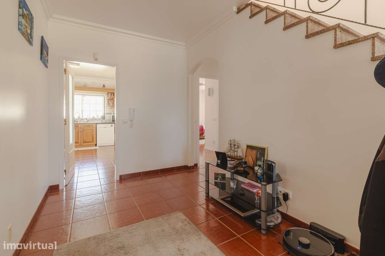 Moradia Isolada T4 / Casal de Matos / Leiria-24