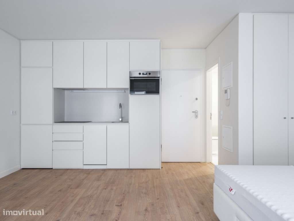 Excelente T0 em Campolide - Grande imagem: 5/22