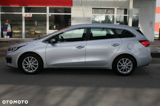 Kia Ceed - 7