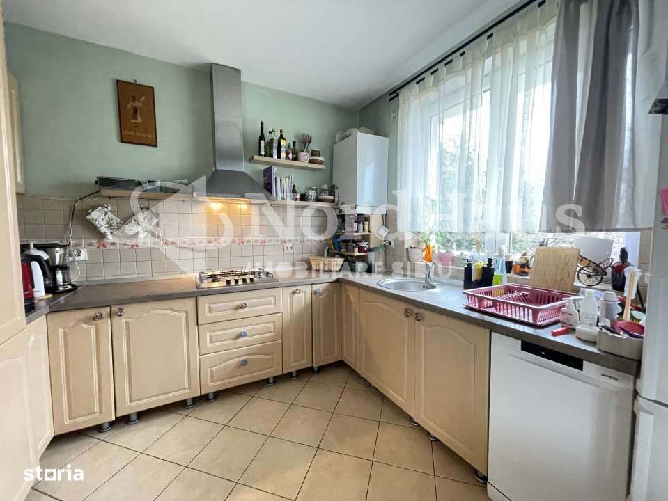 VANZARE CASA MODERNA CU TERASA SI GRADINA - SURA MICA, SIBIU-2