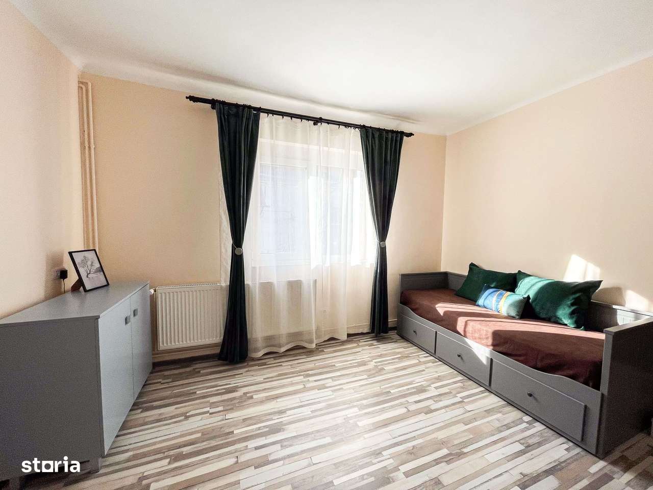 Inchiriez apartament cu 2 camere, zona cenrtala - Imagine principală: 5/10