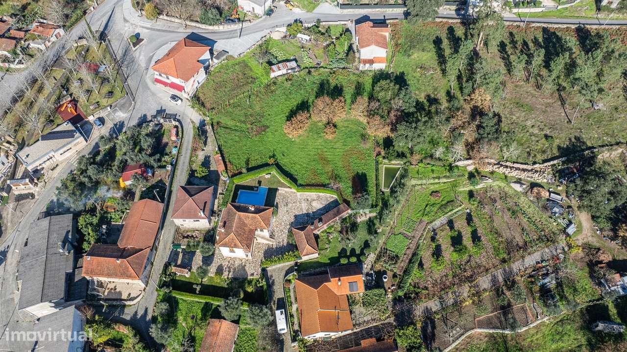 Terreno com 1.900 m² em Paradança, Mondim de Basto - Grande imagem: 3/15