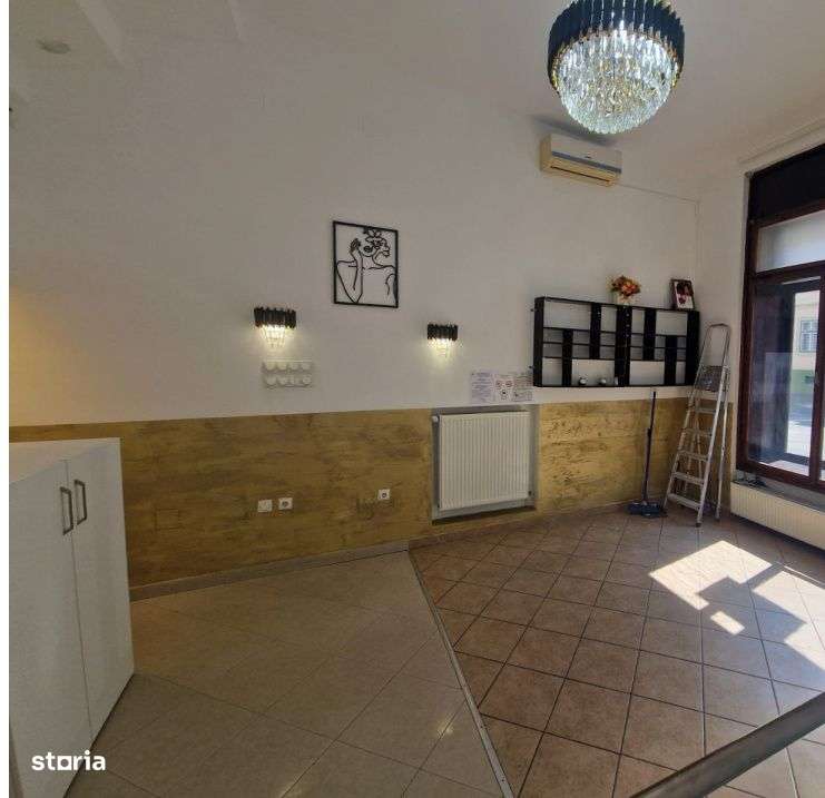 Spatiu Comercial in Centrul Istoric - Imagine principală: 1/16