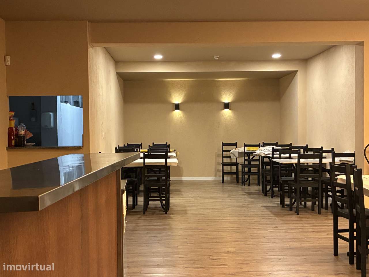 Loja, 300 m², S. João da Madeira - Grande imagem: 5/12