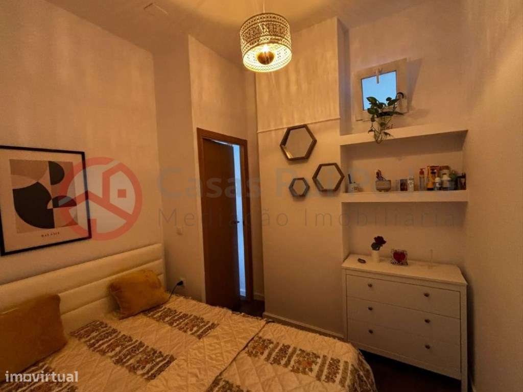 Loja Transformada em Dois Apartamentos Remodelados, Excelente Oport...-19