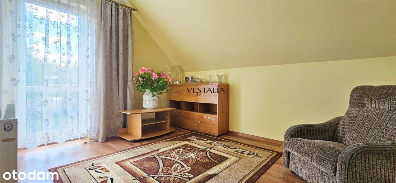 Dom w malowniczej okolicy-10