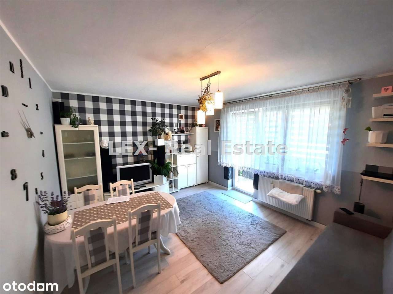 Ładne 2 pokojowe w Pruszkowie-0