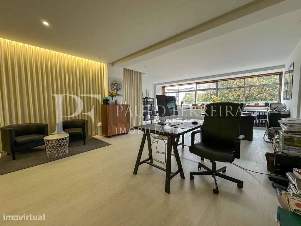 Escritório no centro de Famalicão - Grande imagem: 4/9