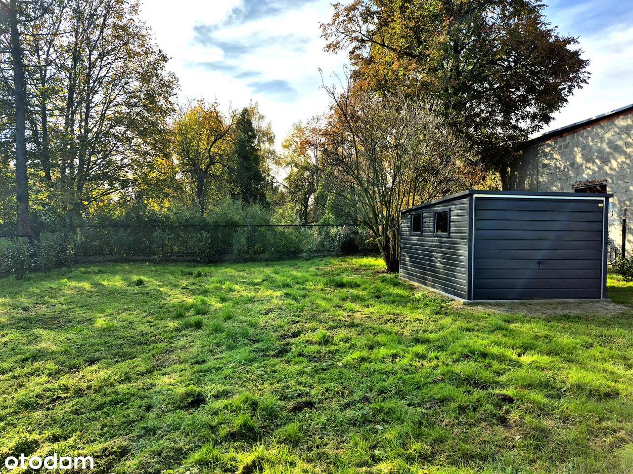 Działka budowlana, ogrodzona z garażem Jaworzno  ul. Źródlana-3