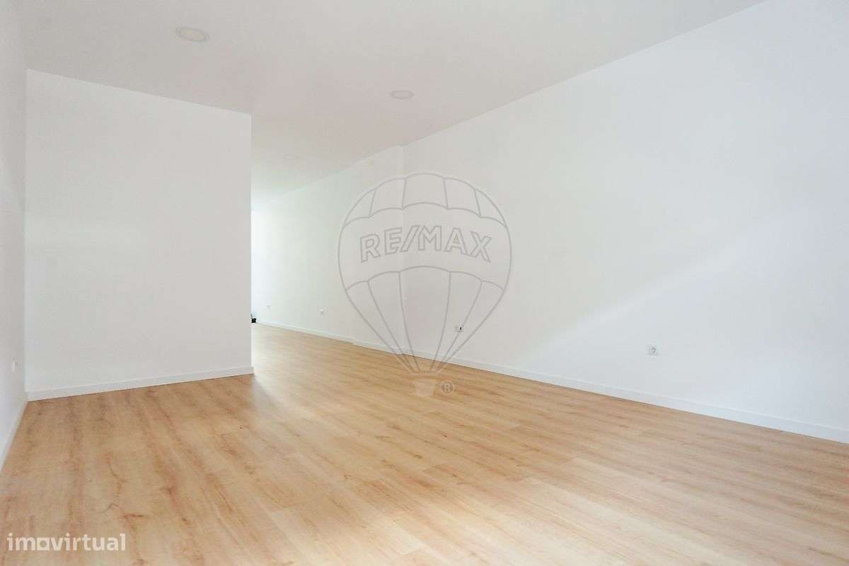 Loja  para arrendamento - Grande imagem: 3/13