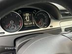 Volkswagen Passat 2.0 TDI DPF Highline - 11