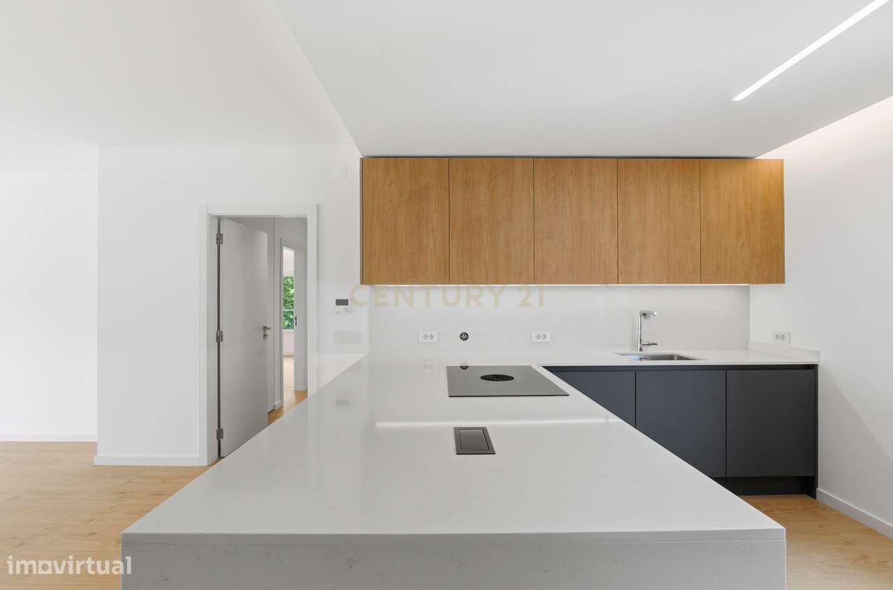 Penthouse T3 Nova com Terraço e Vista Mar | Aqua Vista (200m da praia)-13