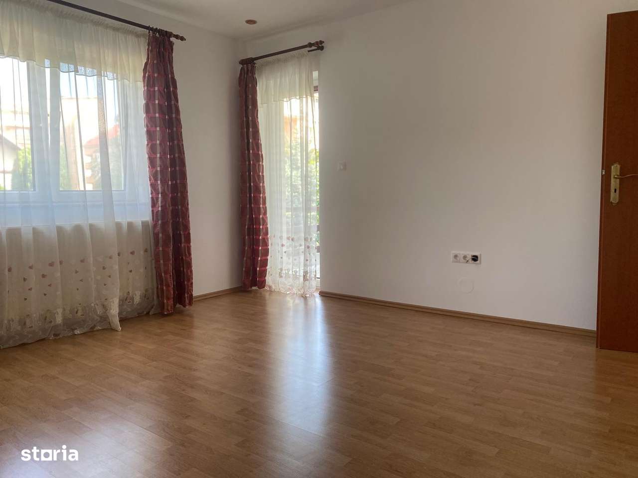 Casa zona  Calea Moldovei-15