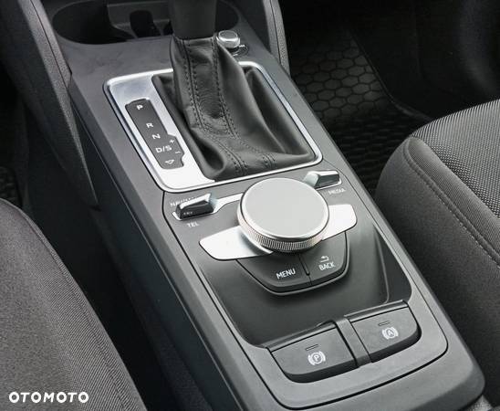 Audi Q2 35 TFSI S tronic - 18