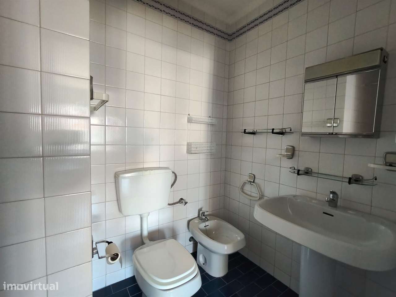 Apartamento T4 / Varandas / Garagem / Leiria centro-8