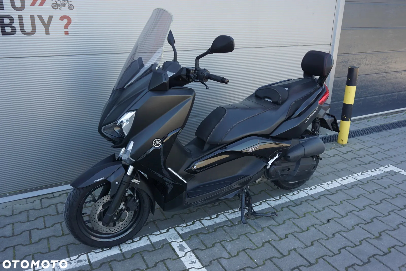 Yamaha X-max - 12