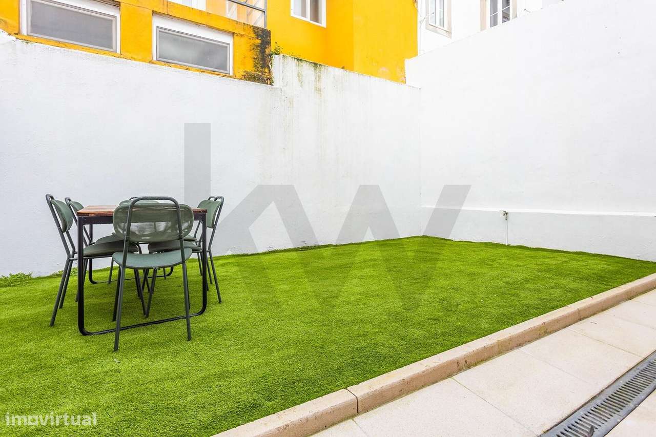 Apartamento T2 com Jardim Privativo de 38 m2 | Ajuda – Largo da Paz-1
