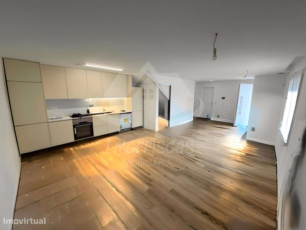 Moradia V2+1 em Pirescoxe, Santa Iria de Azóia - Grande imagem: 4/30