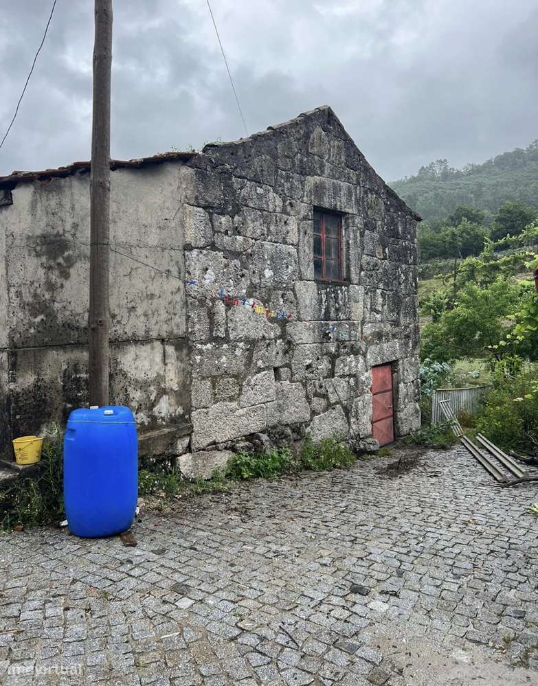 Pequena moradia cabril - Grande imagem: 4/6