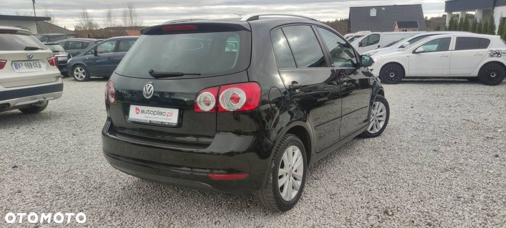 Volkswagen Golf Plus - 13