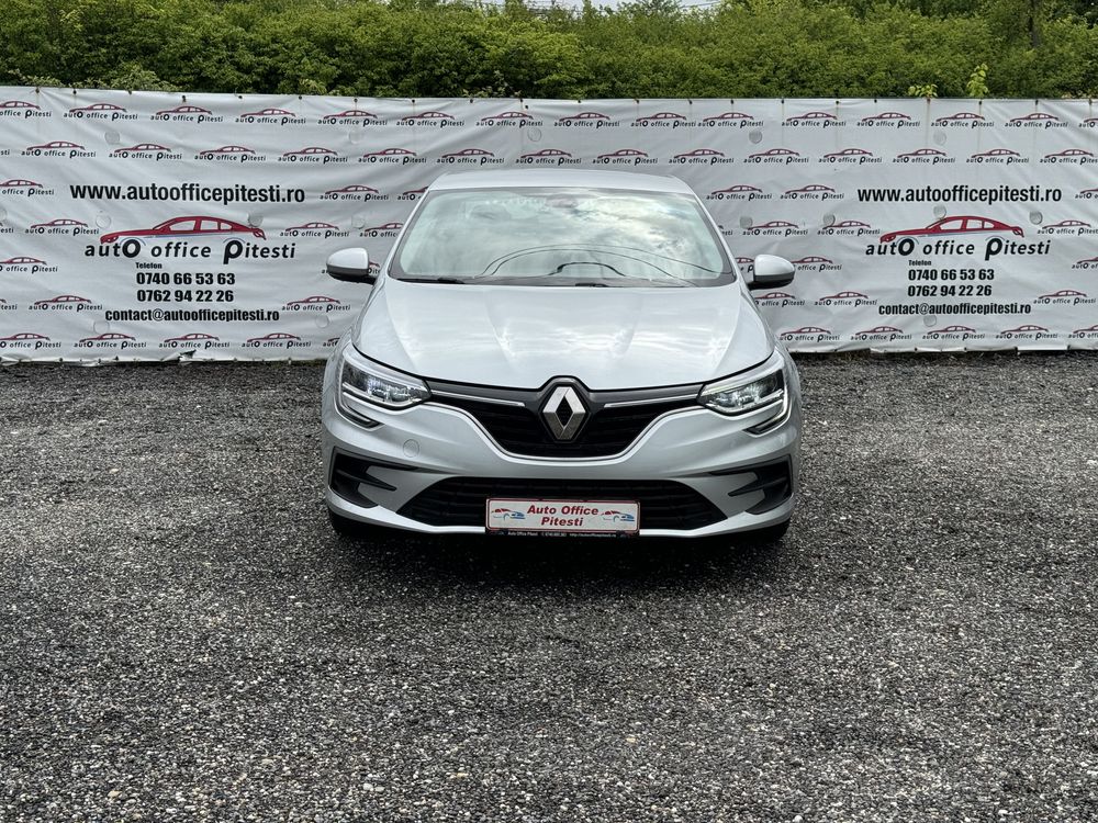 Renault Megane Petrol 140CP 2022