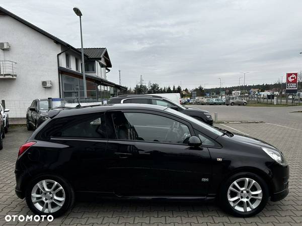 Opel Corsa 1.4 16V Sport - 10