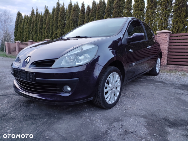 Renault Clio 1.6 16V Expression - 9