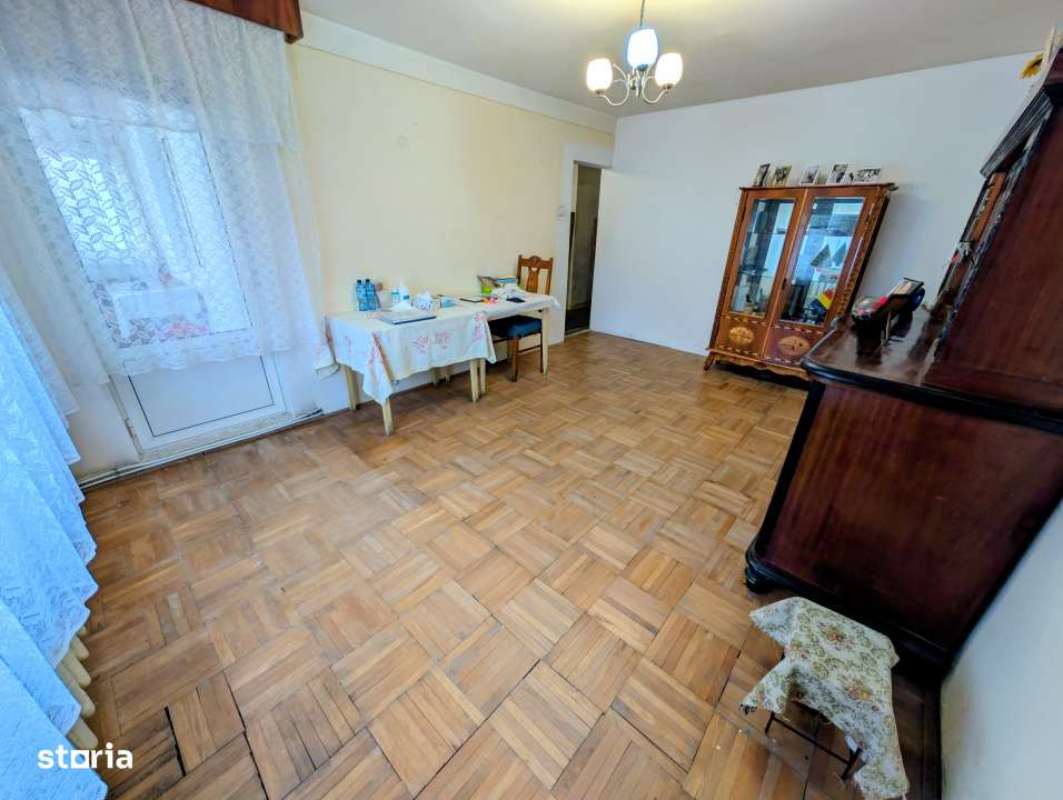 Apartament 4 camere decomandat 80mp 2 bai + balcon de renovat parter R - Imagine principală: 3/17