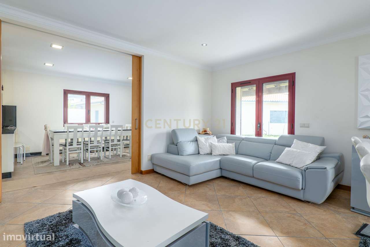 Moradia T3 +1 com vista deslumbrante sobre Praia Fluvial, Amarante. - Grande imagem: 4/35