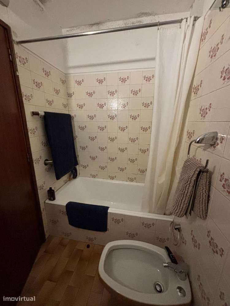 Apartamento com 3 quartos - localizado em Campanhã Porto - Grande imagem: 4/10