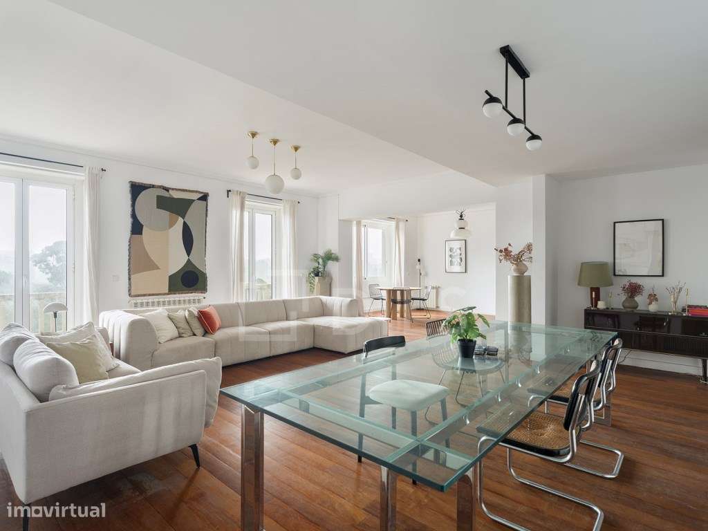 Apartamento T7 com varandas virado para o Parque Eduardo VII - Grande imagem: 2/41