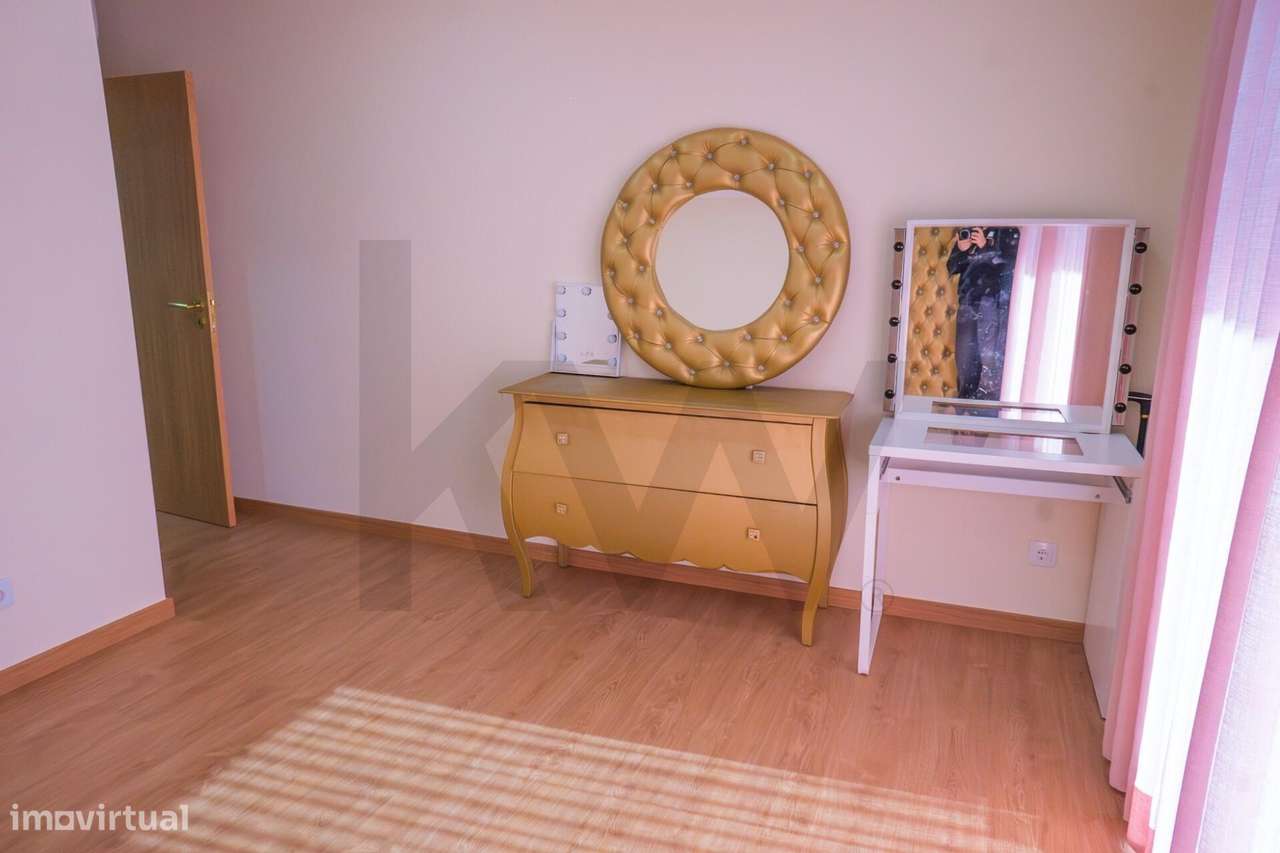 Luxo e exclusividade em Famões com vista sob Lisboa-35