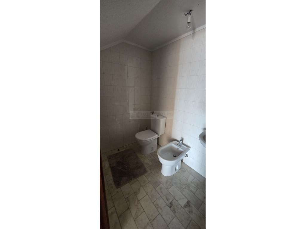 Excelente apartamento T5 Duplex-22
