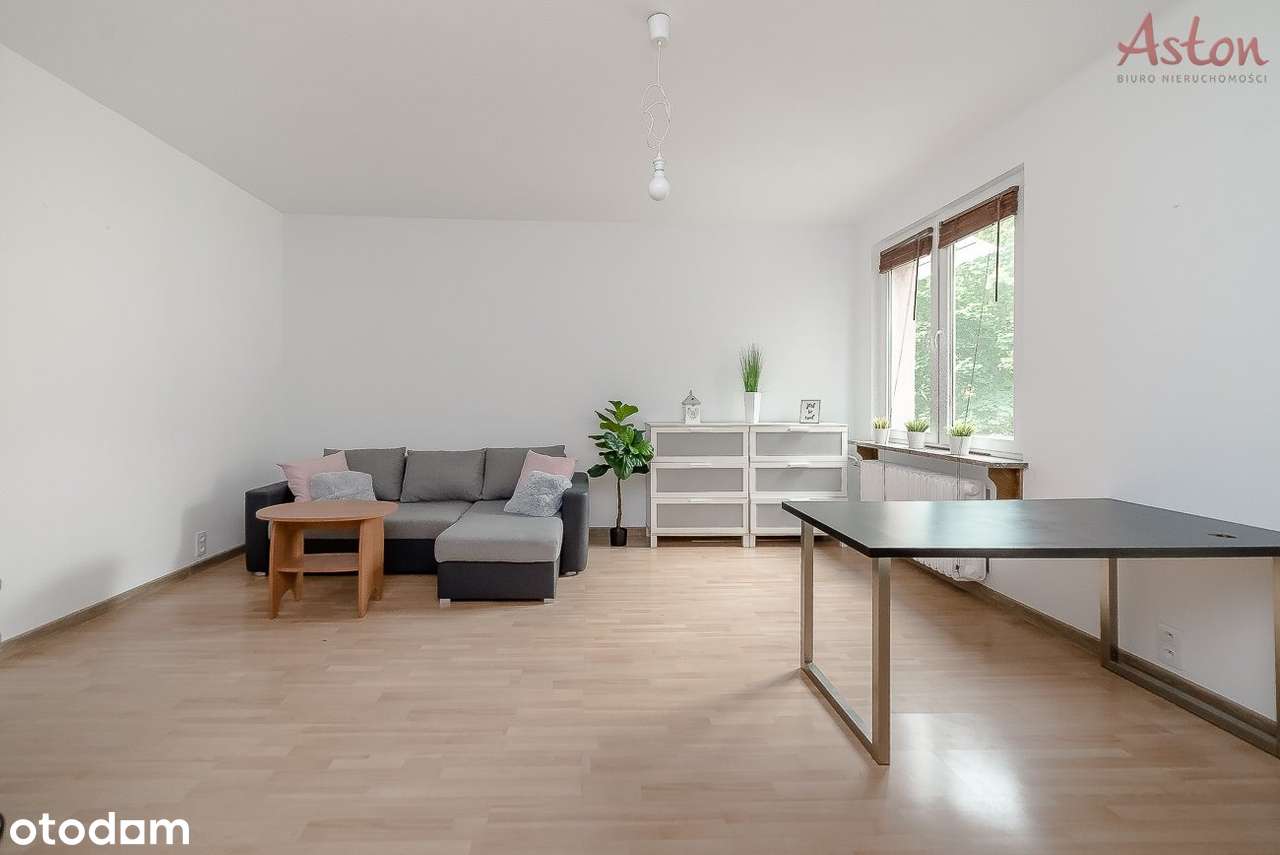 Duża kawalerka z balkonem ul. Bukowa-3