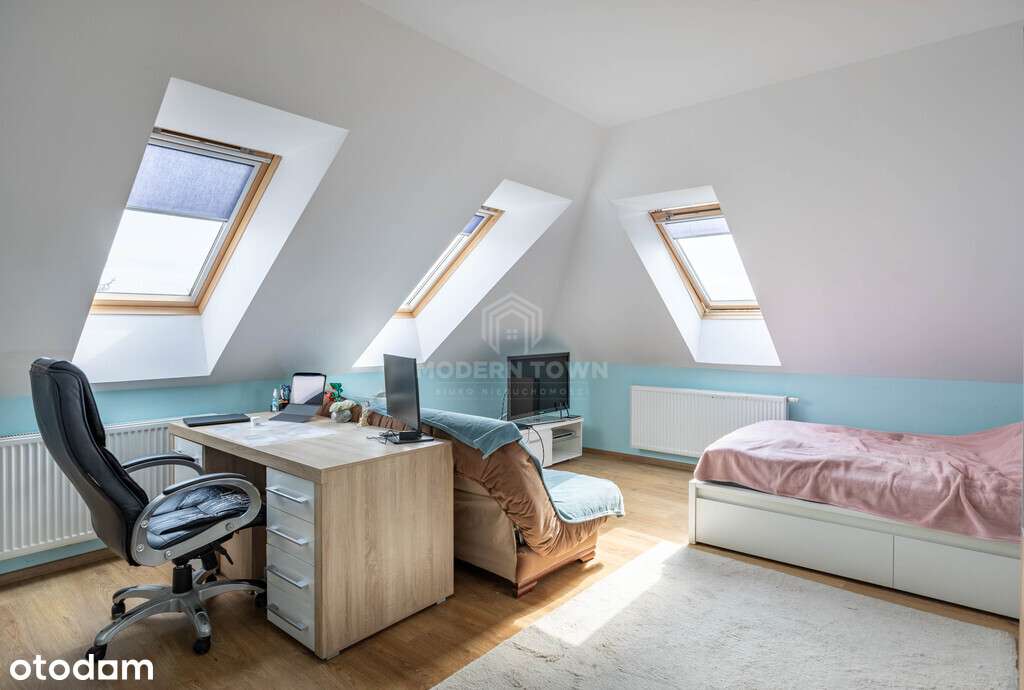 Dom z Dodatkowym Budynkiem–Działalność, Warsztat-13