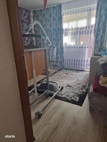 Vand apartament cu 2 camere - Imagine principală: 4/5