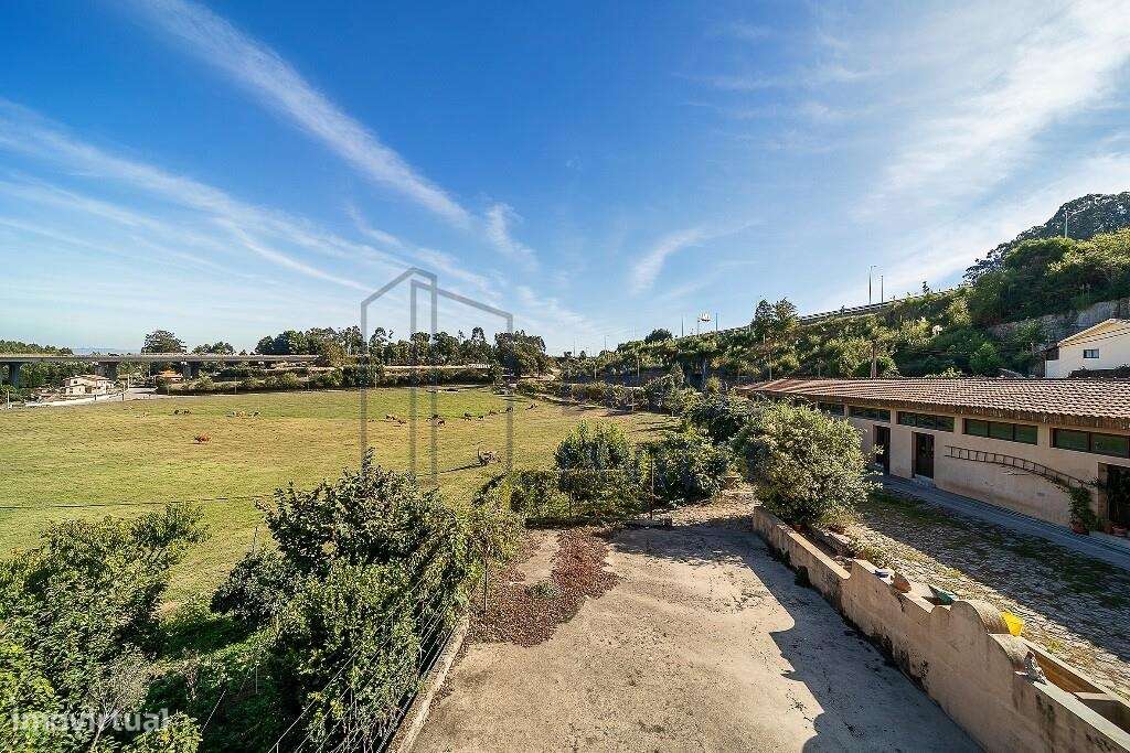 Quinta em Pedroso, Vila Nova de Gaia, com 40 mil metros quadrados.-46