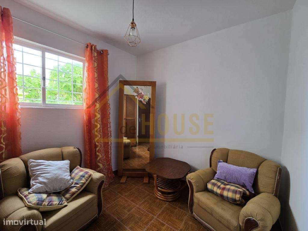 Andar Moradia Térrea T1+1, perto Lourinhã-13