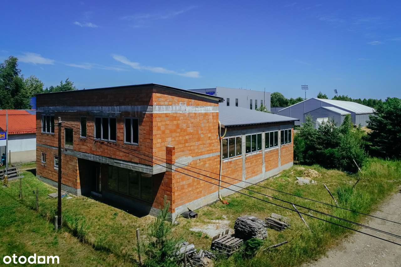 Nowoczesny budynek usługowo-magazynowy z częścią biurową w Chrzanowie - Pełny obrazek: 4/20