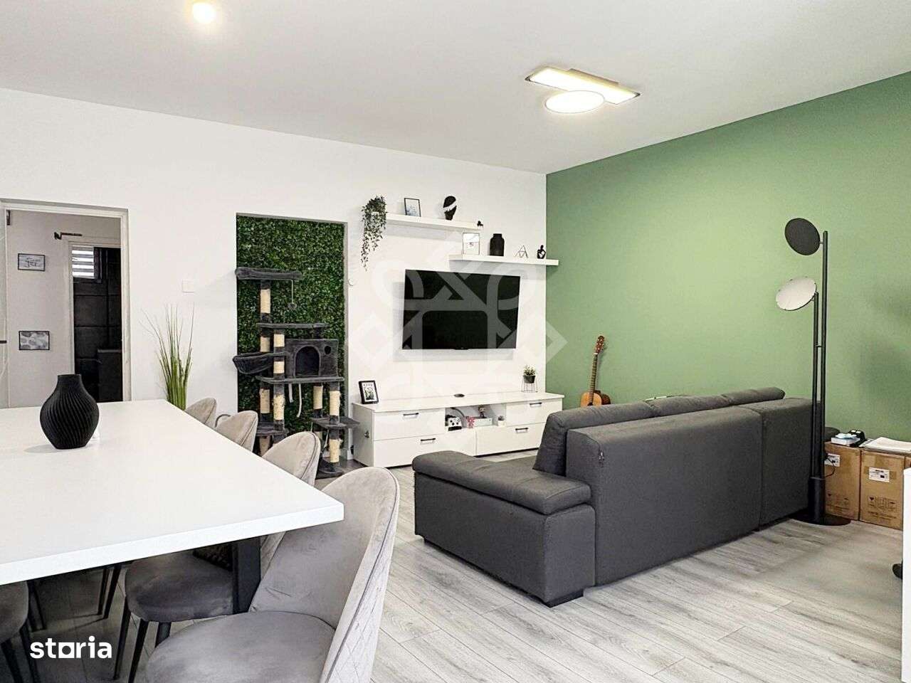 Apartament ultracentral cu 3 camere, zona Piata Ferdinand - Imagine principală: 2/20